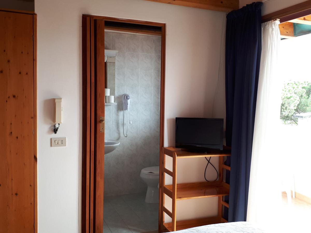 Hotel Villa Dina Lido di Jesolo Buitenkant foto