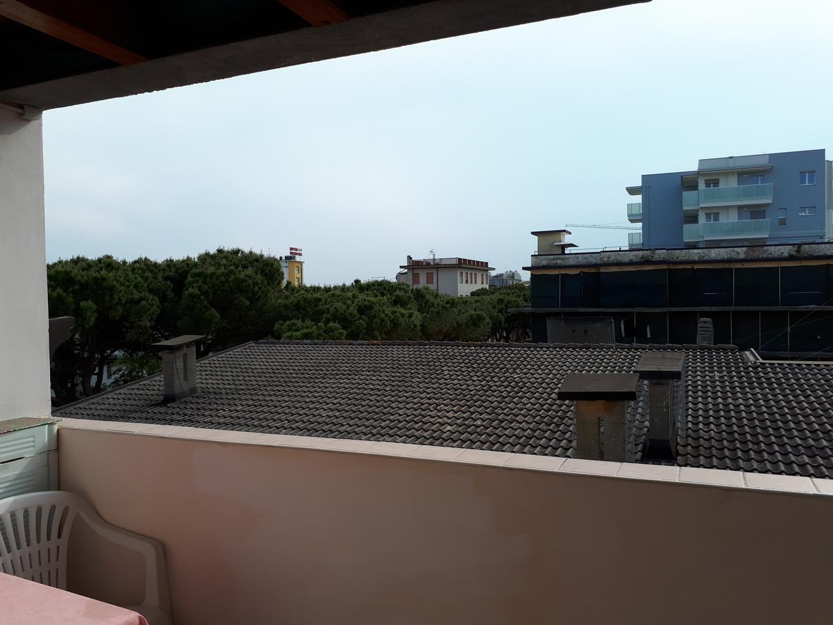 Hotel Villa Dina Lido di Jesolo Buitenkant foto